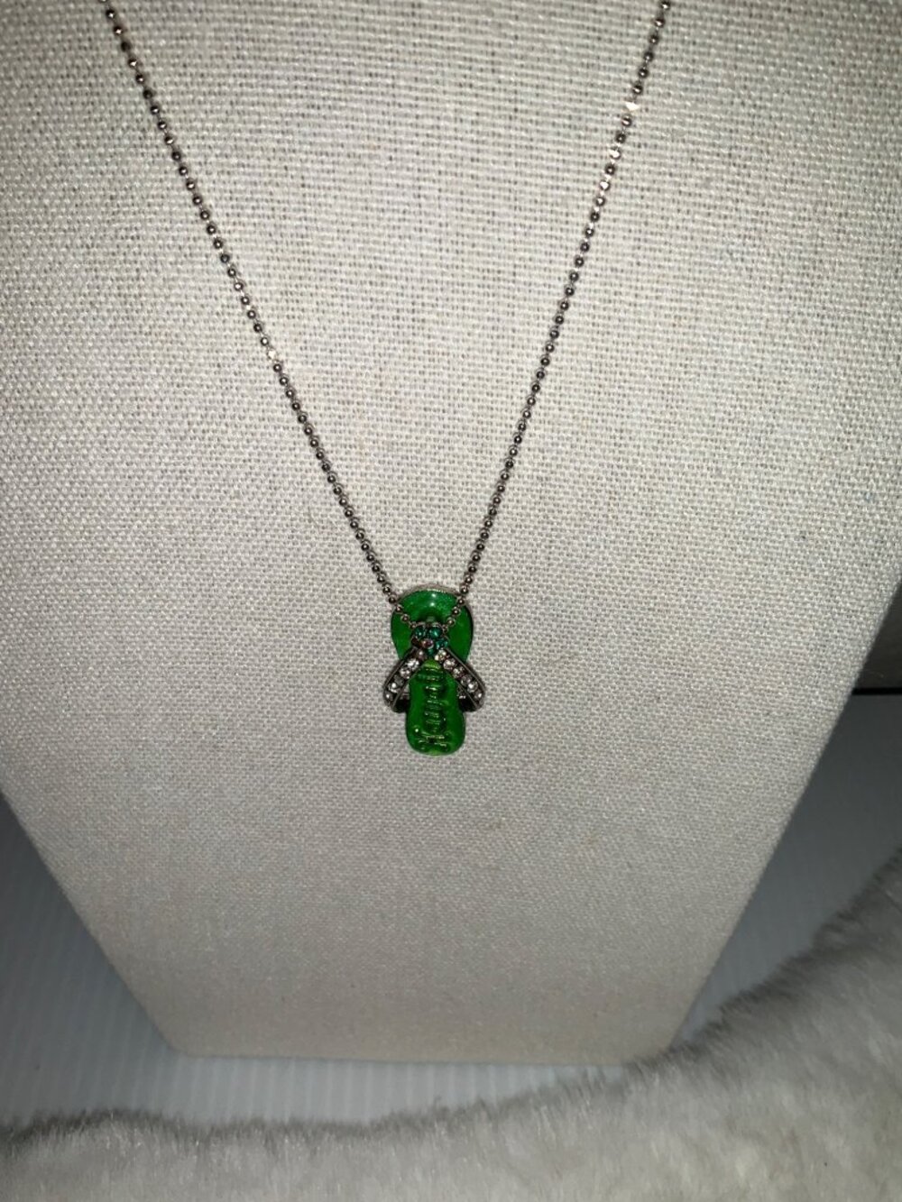 Hawaii Crystal Rhinestone Flip Flop Necklace in Green